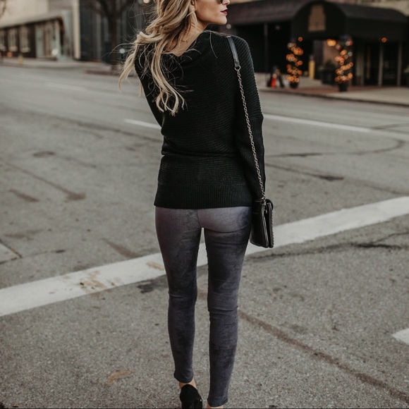 CLEARANCE-FIRM‼️Faux Suede Leggings - Picture 4 of 8